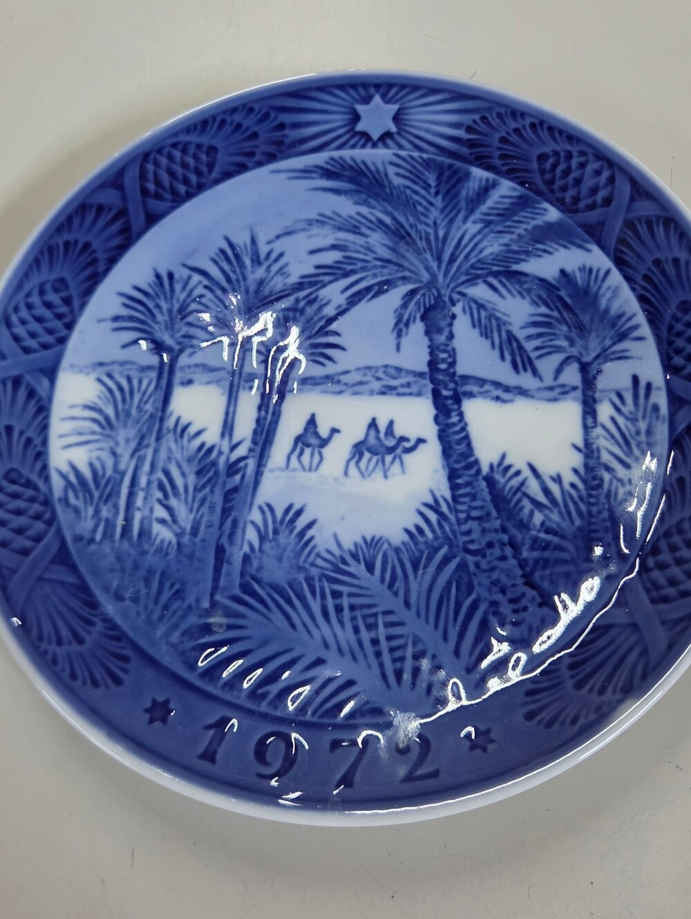1972 Royal Copenhagen Christmas Plate In The Desert Blue White Porcelain